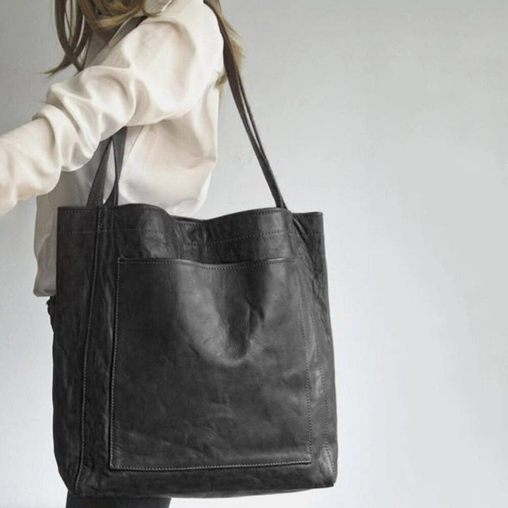 Elegant and Practical Shoulder Bag